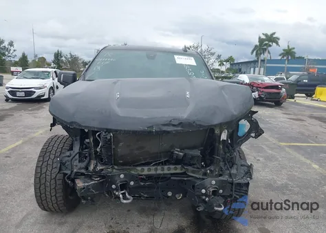 2021 Chevrolet Silverado 1500 4Wd Standard Bed High Country z USA, uszkodzony, nr VIN 3GCUYHEL5MG475480